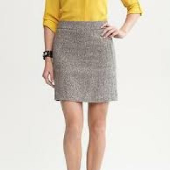 Banana Republic Dresses & Skirts - Banana Republic Tweed Black White Wool Leather 2